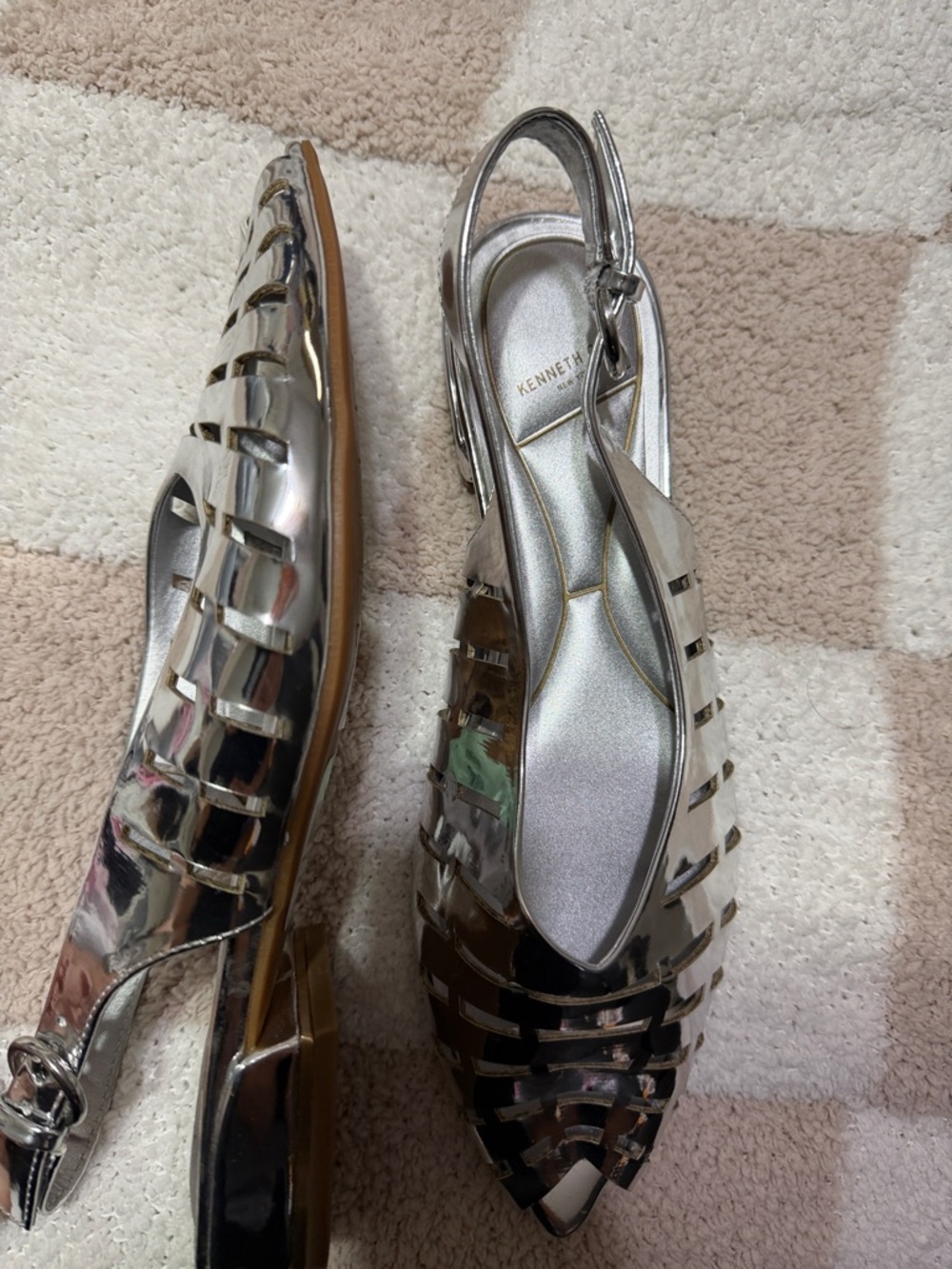 Kenneth Cole New York Calabra Slingback Flats in silver. - Picture 2 of 7